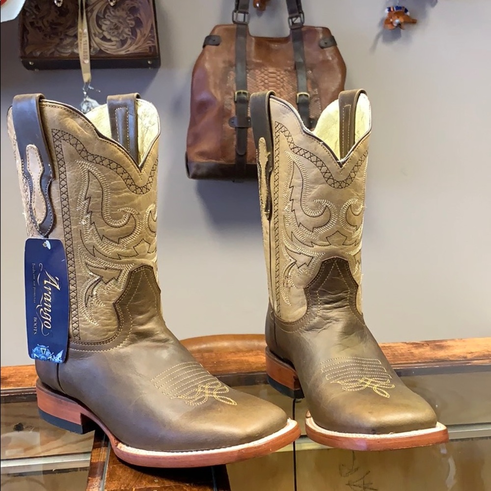 Unisex square toe boots